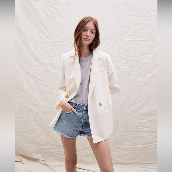 Madewell Button Fly Raw Hem Relaxed Denim Shorts in Cedarcroft Wash Sz 29 - Picture 2 of 14